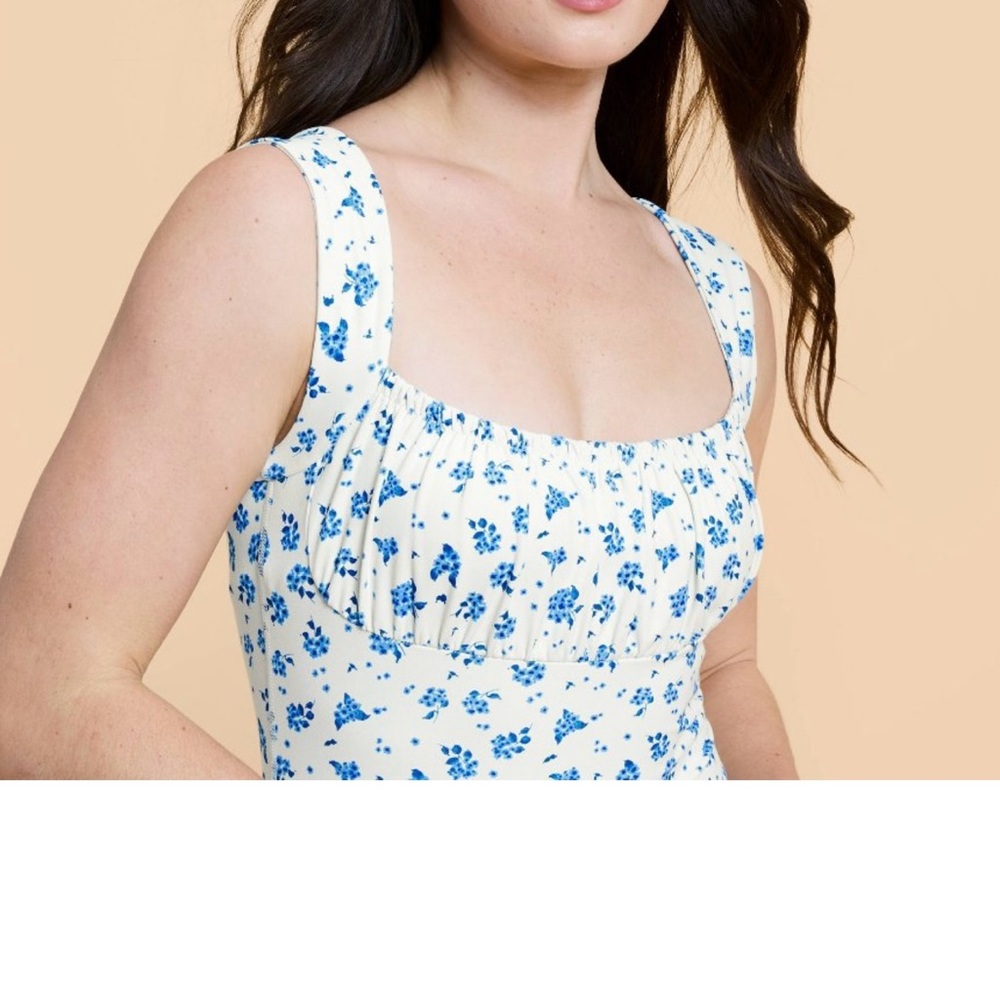 Blogilates Women's Bow Back Tank Top - Cream/Blue Floral size small